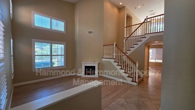Photo - 4432 Coffeetree Ln