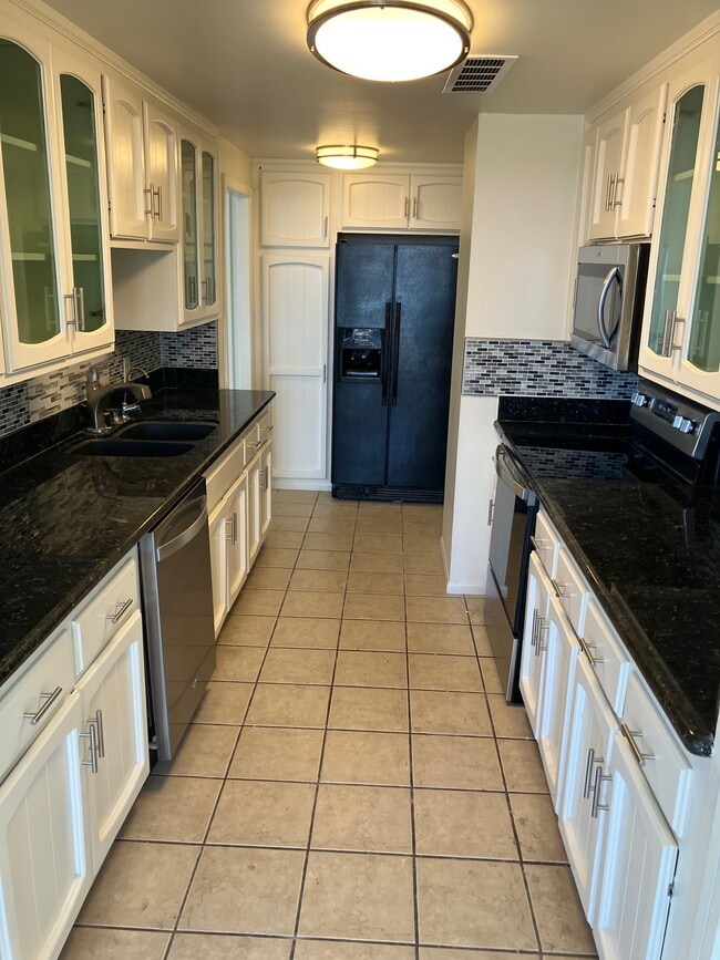 Photo - Imperial Tower Apartments