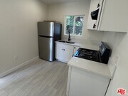 Photo - 241 N Park View St