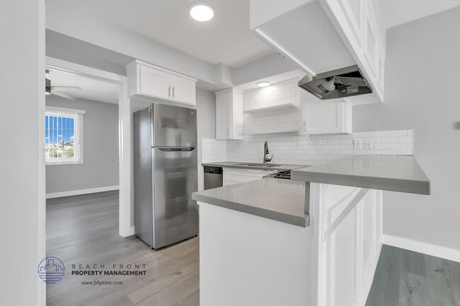 Building Photo - 1901 Carnegie Ln