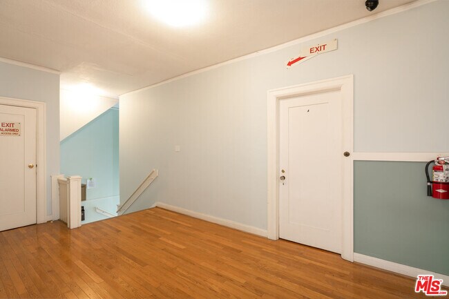 Photo - 5121 1/2 Eagle Rock Blvd Unit A