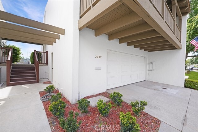 Photo - 2002 Barranca