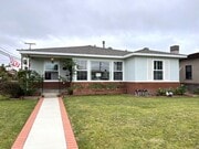 Photo - 3B/3B LUXURY Remodeled Home! w/ Garage! Large Fenced Backyard! Bike to the Beach!