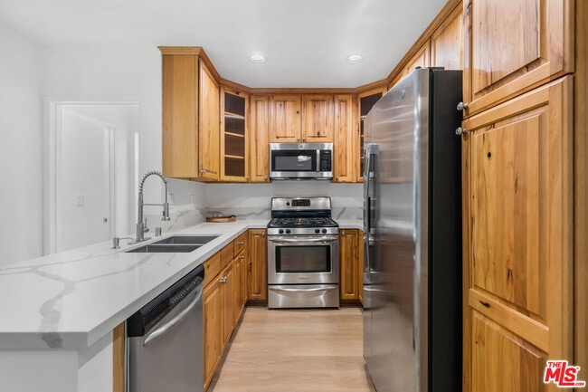 Photo - 9005 Cynthia St Unit 116