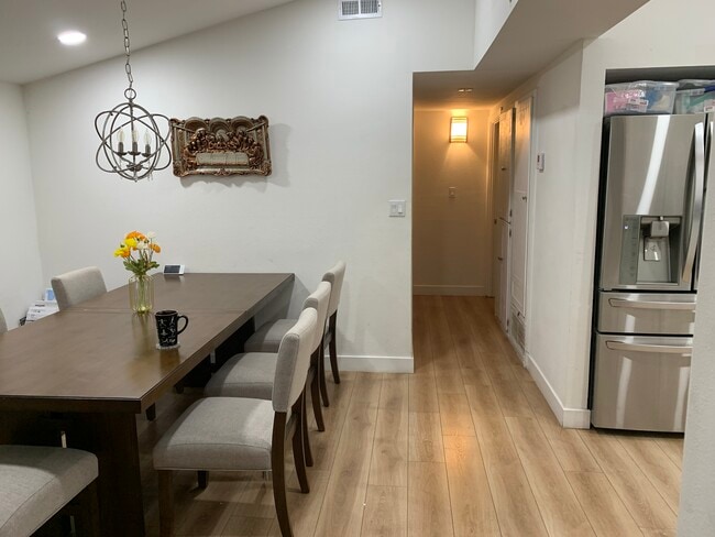 Photo - 2103 Avalon Ave