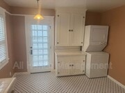 Photo - 4116 E 5th St