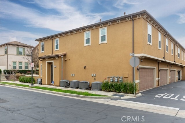 Photo - 10510 Maple Ln