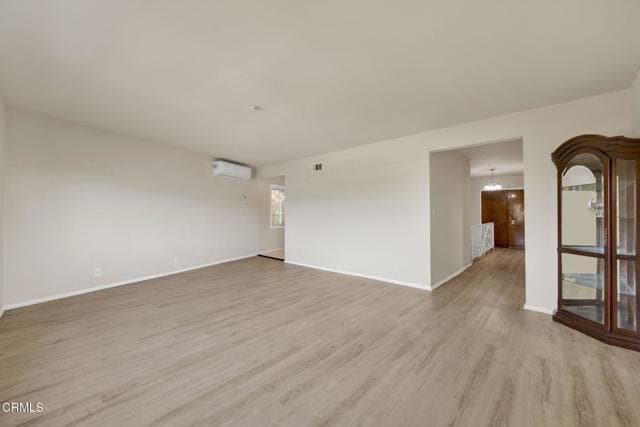Photo - 1537 Silverwood Dr