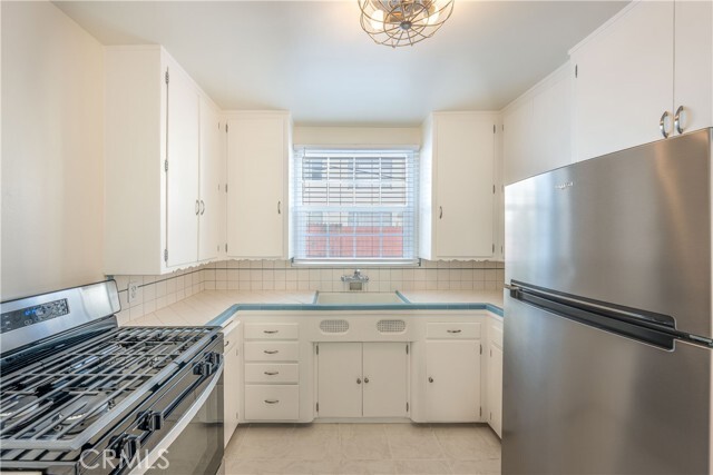 Building Photo - 4469 W 59th Pl Unit A