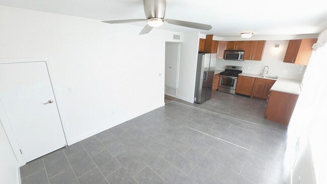 Photo - Tierrasanta 4 bedroom 2.5 bath, Garage, Up...