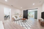 Photo - 11340 Emelita St
