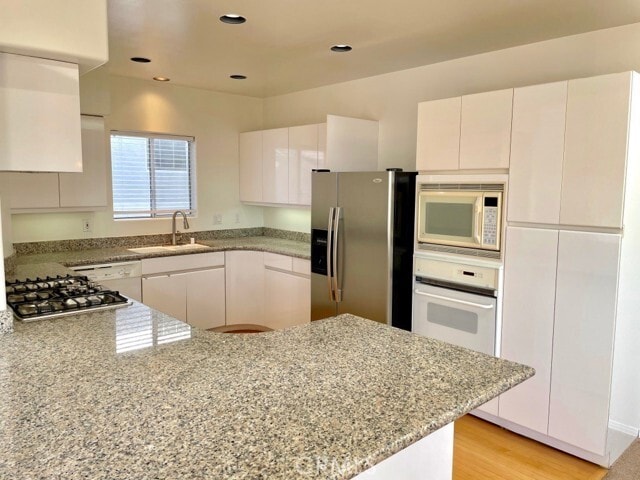 Photo - 1342 Manhattan Ave