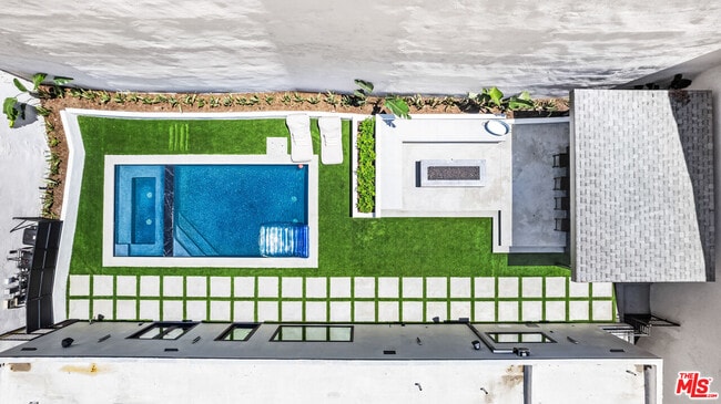 Photo - 1846 N Franklin Canyon Dr