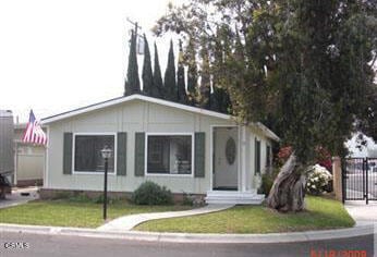Photo - 975 W Telegraph Rd
