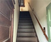Upstairs apartment - 2531 10th Ave Unit Garage Apt