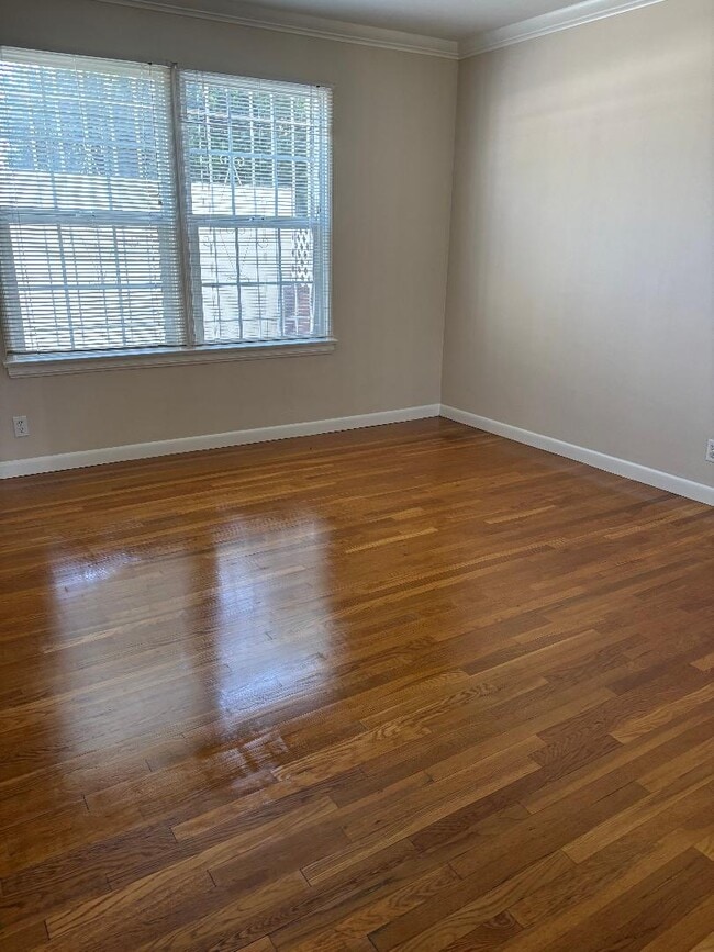 Photo - 360 N Doheny Dr Unit 360