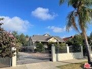 Photo - 1043 3rd Ave House