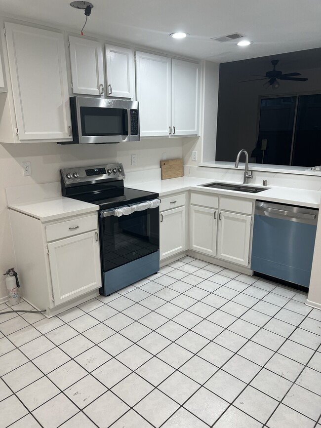 New Appliances - 128 California Ct Unit 128 California Court