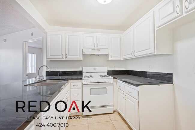 Photo - 6660 Vineland Ave Unit 11