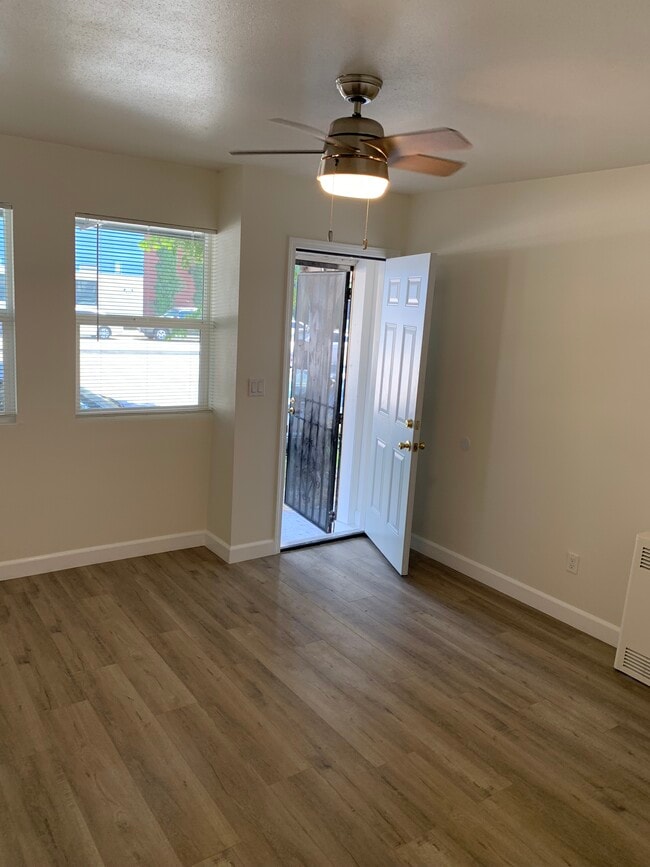 Building Photo - 8765 S San Pedro St Unit 3 Rental