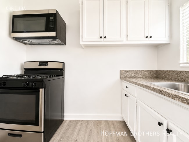 Photo - 979 S Oxford Ave Unit 201