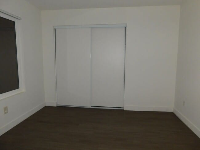 Photo - 3525-3529 W. Park Balboa Ave. Unit 3525