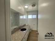 Photo - 6041 Whitsett Ave