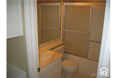 Photo - 211 Alicante Aisle