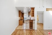 Photo - 325 Vernon Ave Unit 4