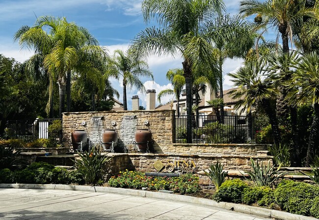 Photo - 24149 Del Monte Dr Unit 307