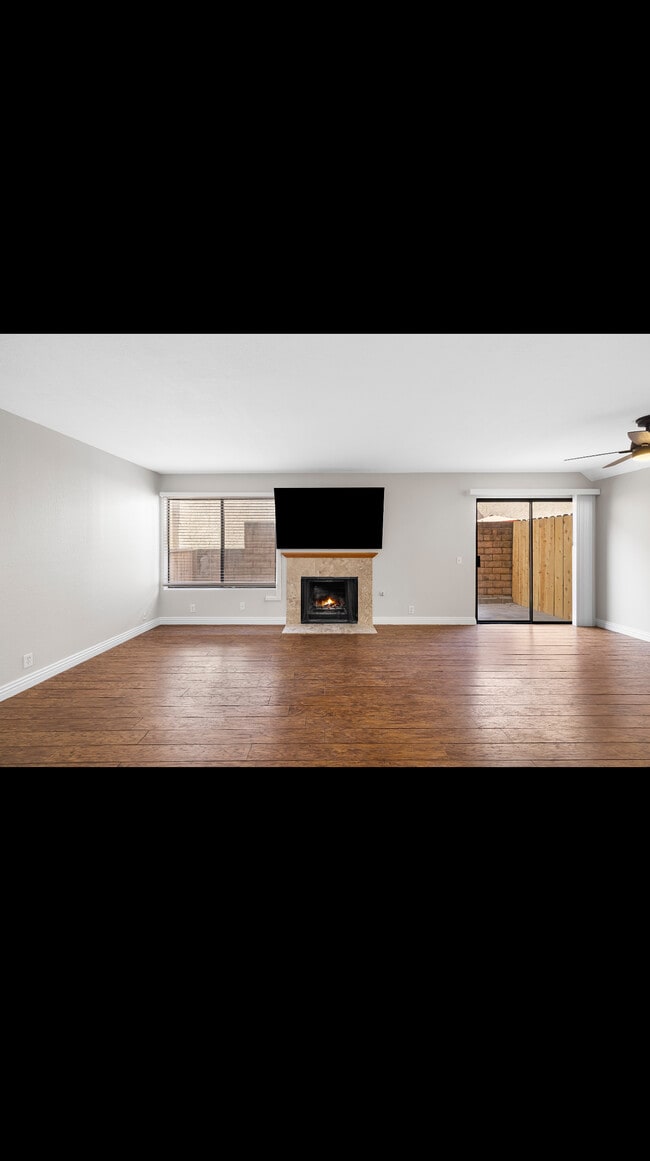 Photo - 5291 Colodny Dr