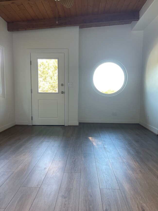 Photo - 20964 Colina Dr