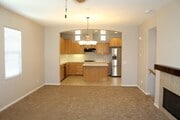 Photo - 3 Bd/3.5 Ba townhome w balcony & attached 2 car garage ~ Bishop