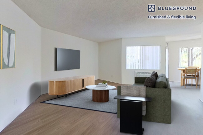 Photo - 24950 Via Florecer Unit SI FL2-ID11702A