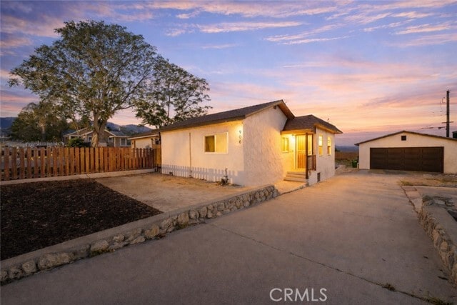 Building Photo - 906 N Allen St