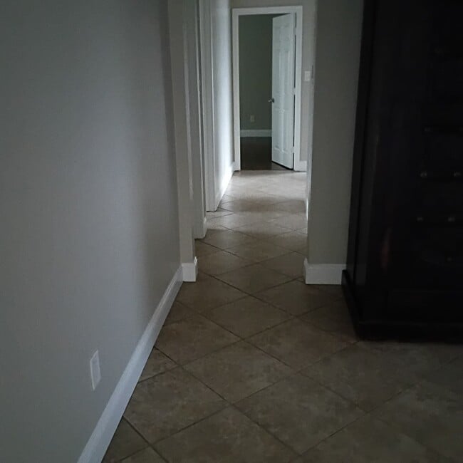 Photo - 1103 Myra Ave