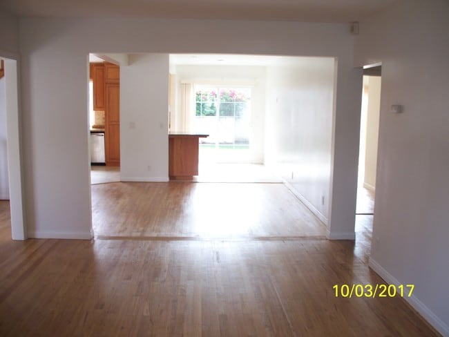 Photo - 12566 Woodbine St