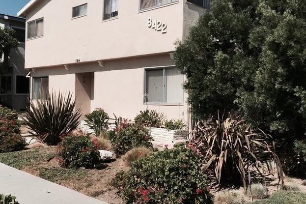 Photo - 8400 Amigo Ave