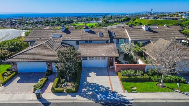 Photo - 4 White Water Dr