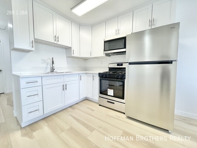 Building Photo - 14011 S Budlong Ave