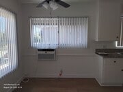 Photo - 238 3/4 Rexford Dr Unit 3