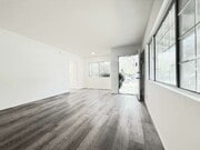 Photo - 10565 Camarillo St
