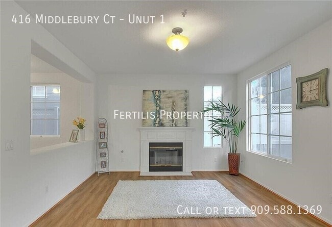 Photo - 416 Middlebury Ct