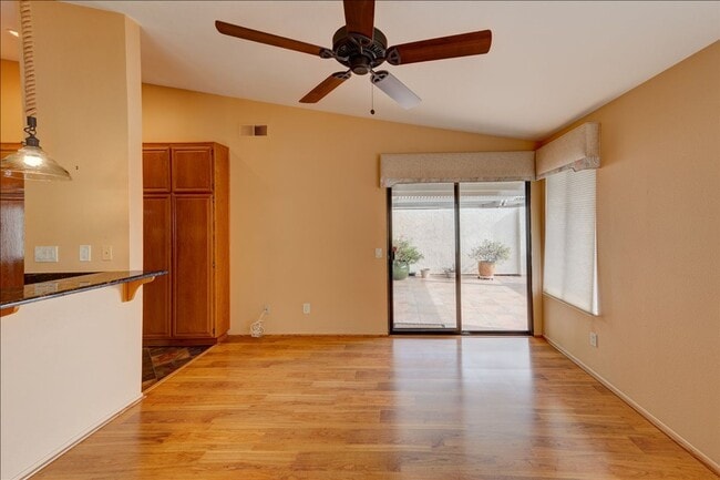 Photo - 12737 Via Nasca