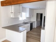 Kitchen - 14859 Chatsworth Dr House
