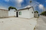 Photo - 6440 Lindley Ave