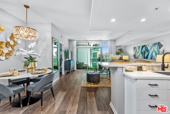 Photo - 13700 Marina Pointe Dr Condo Unit 627