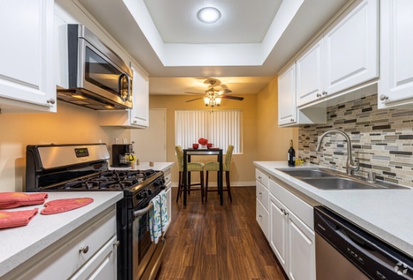 Building Photo - 861 Glencliff St Unit 28 Rental