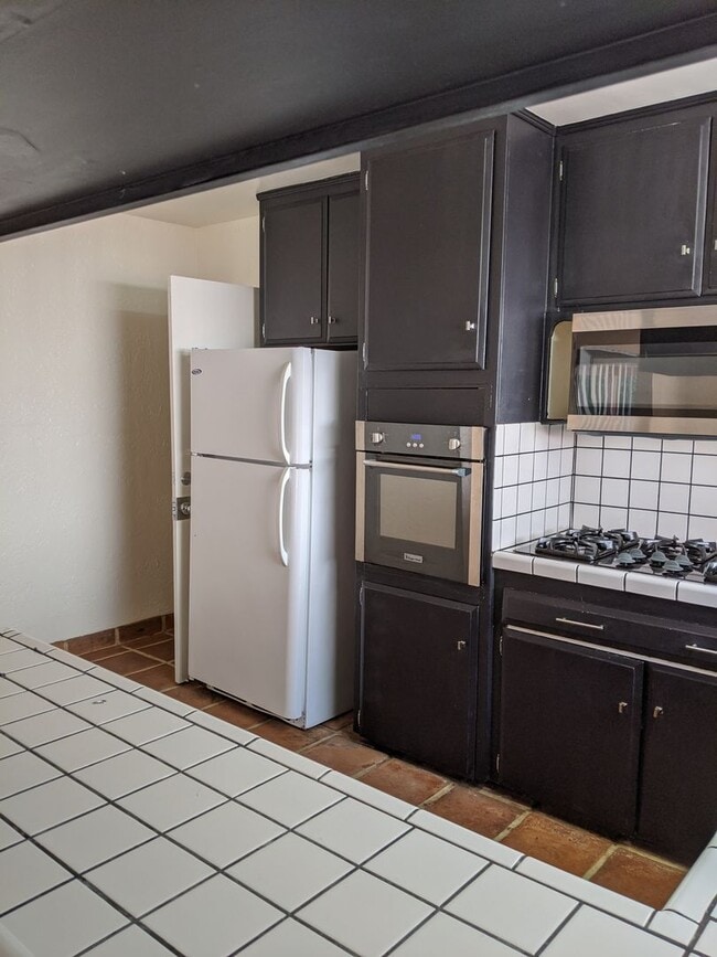 Photo - 4 BEDROOM 2 BATH ON CUL-DE-SAC AND LARGE YARD!