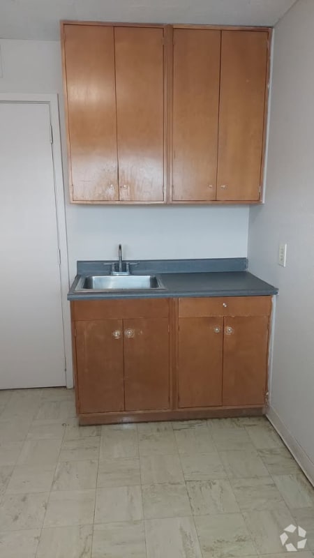 Building Photo - 1200 N Ventura Rd Rental